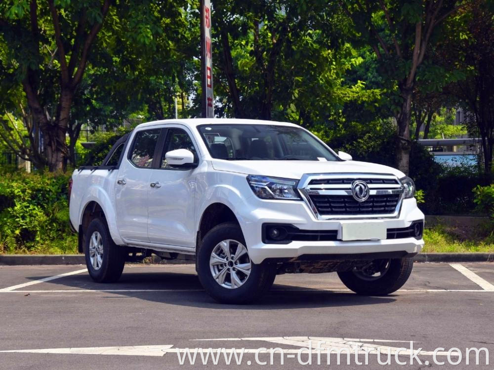 Dongfeng Rich6 Pickup Truck White